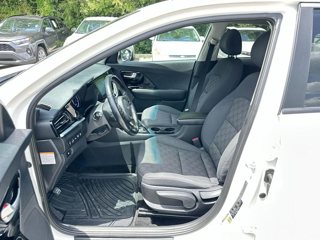 Thumbnail: 2021 Kia Niro - 9