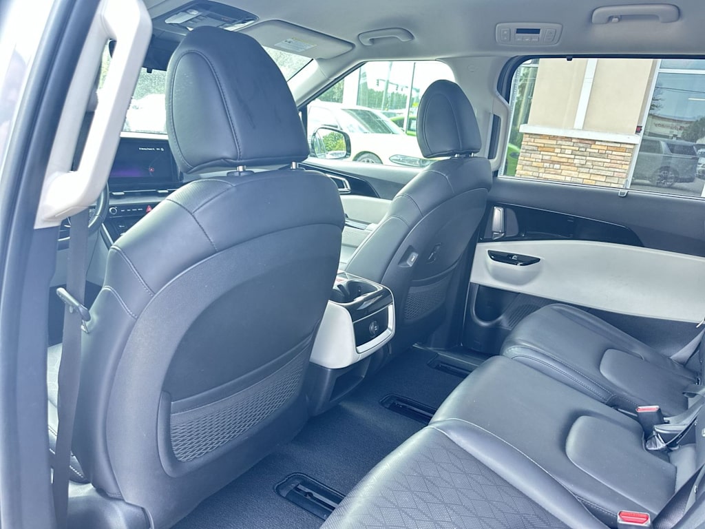 Thumbnail: 2024 Kia Carnival - 11