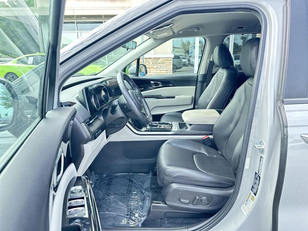 Thumbnail: 2024 Kia Carnival - 9