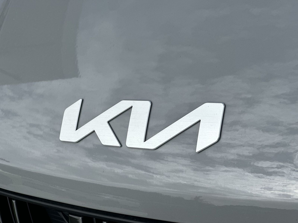 Thumbnail: 2024 Kia Carnival - 7