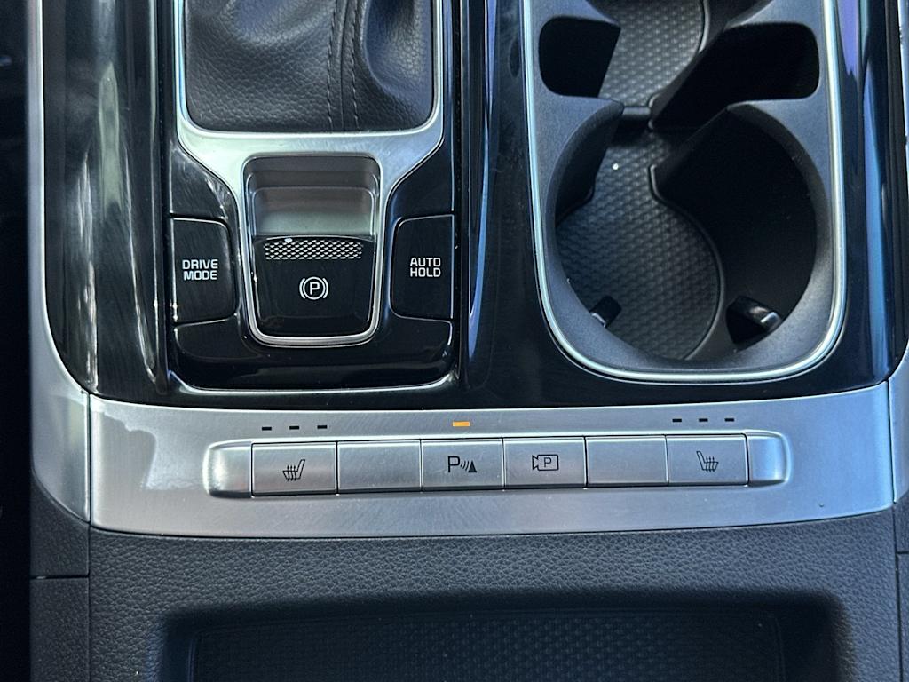 Thumbnail: 2024 Kia Carnival - 24