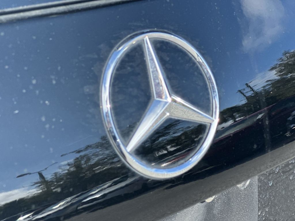 Thumbnail: 2022 Mercedes-Benz GLB - 7