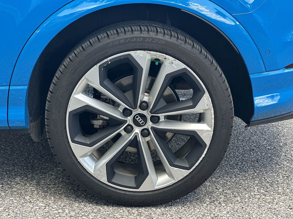 Thumbnail: 2021 Audi Q3 - 7
