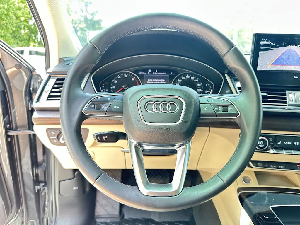 Thumbnail: 2022 Audi Q5 - 2