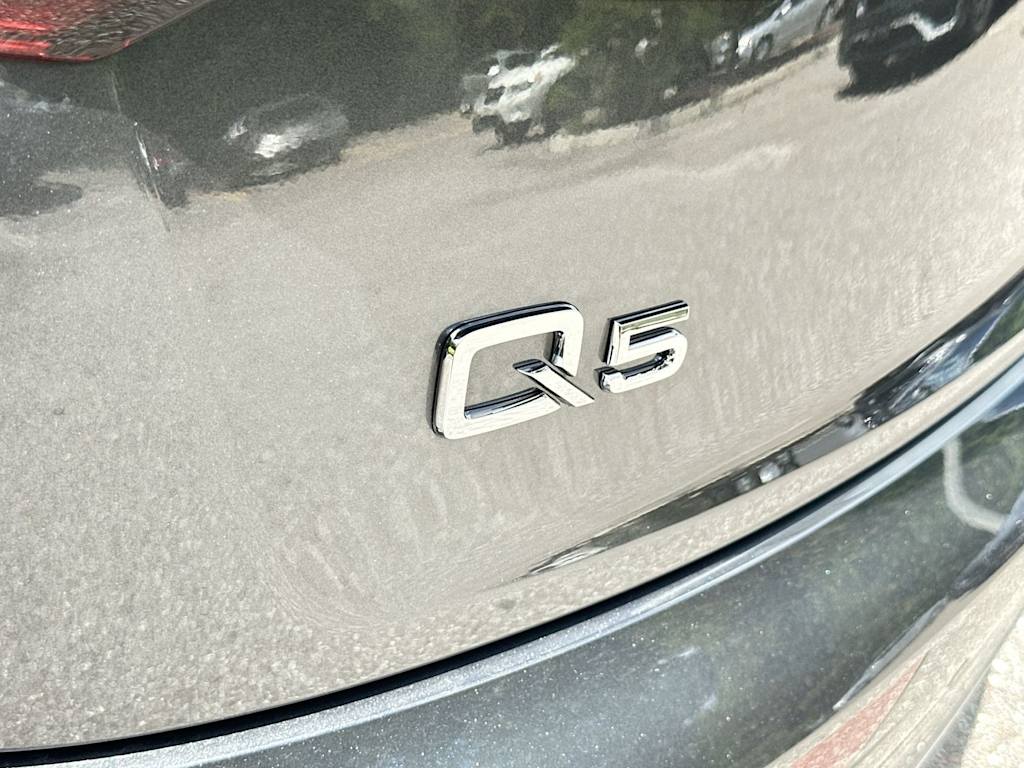 Thumbnail: 2022 Audi Q5 - 19