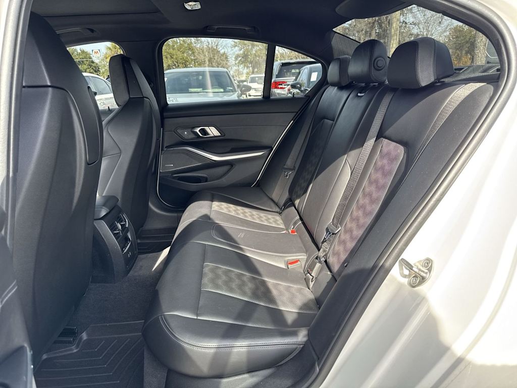 Thumbnail: 2021 BMW M3 - 25