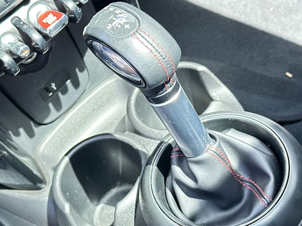 Thumbnail: 2019 MINI Cooper - 13