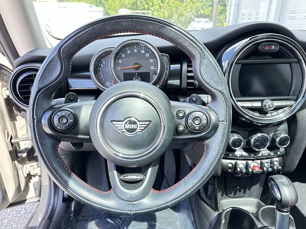 Thumbnail: 2019 MINI Cooper - 2
