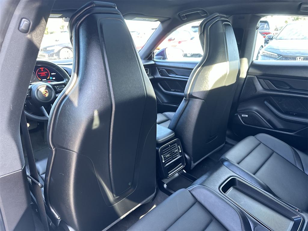 Thumbnail: 2021 Porsche Taycan - 11