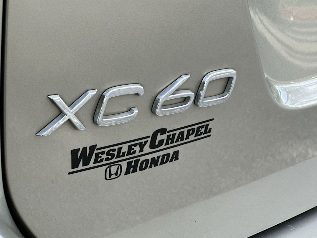 Thumbnail: 2016 Volvo XC60 - 17