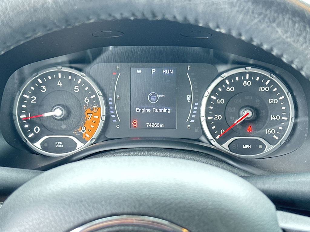 Thumbnail: 2018 Jeep Renegade - 11