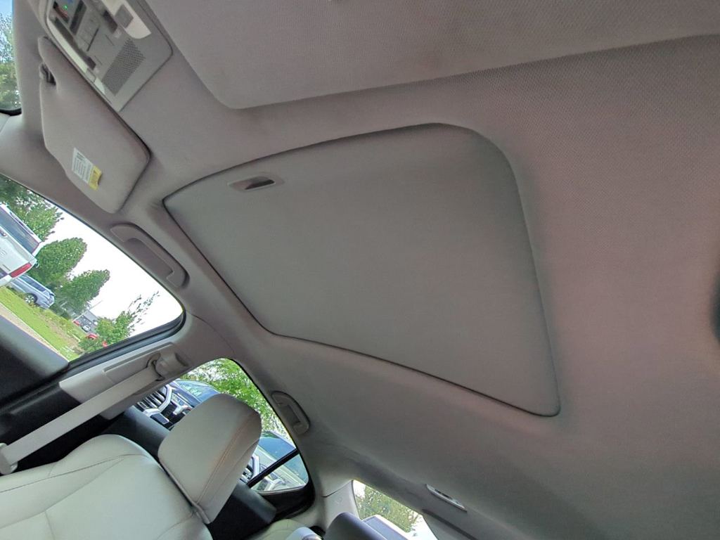 Thumbnail: 2016 Acura ILX - 16
