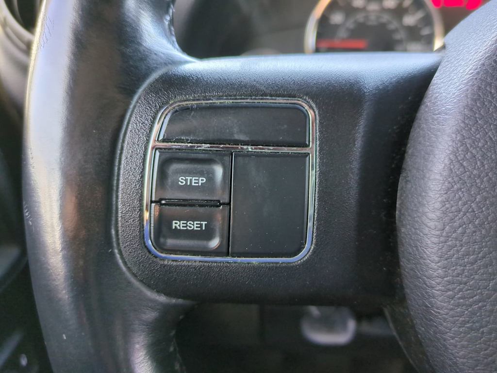 Thumbnail: 2015 Jeep Wrangler - 23