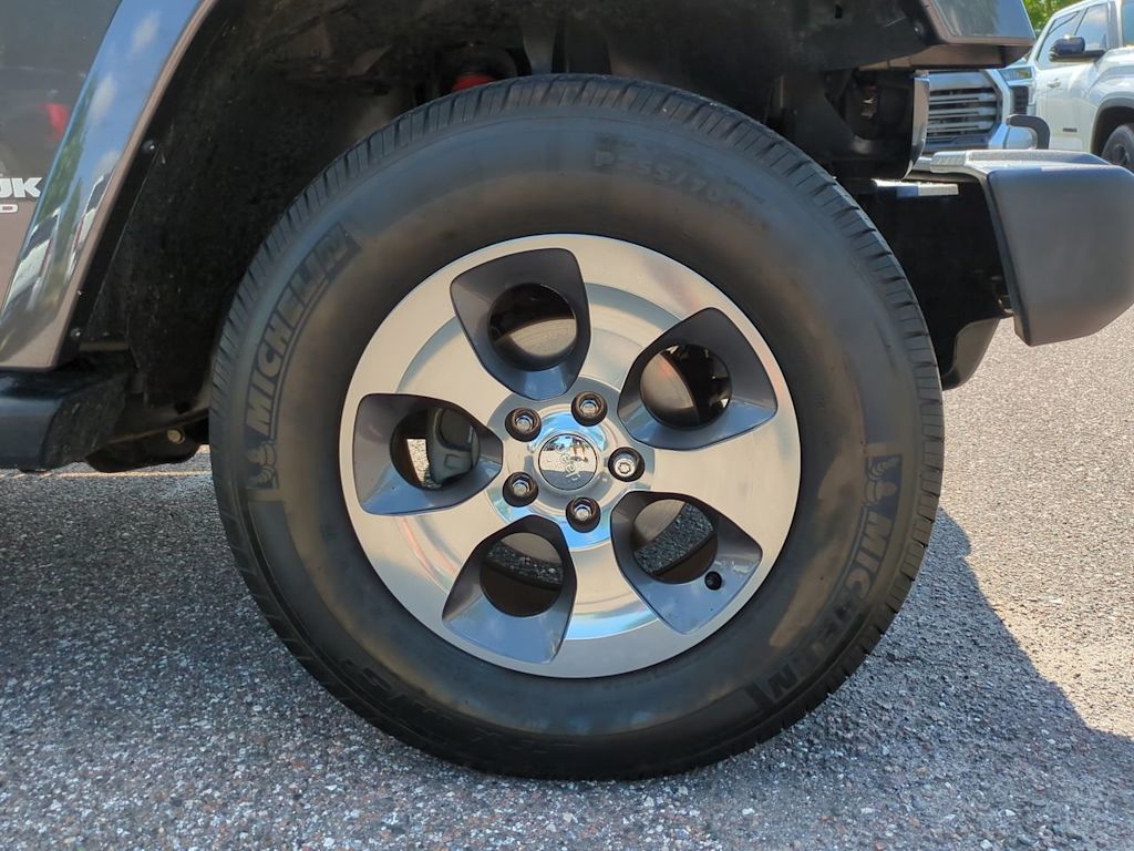 Thumbnail: 2018 Jeep Wrangler - 7
