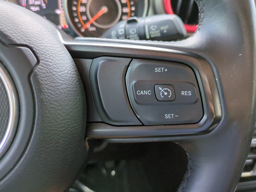 Thumbnail: 2019 Jeep Wrangler - 26