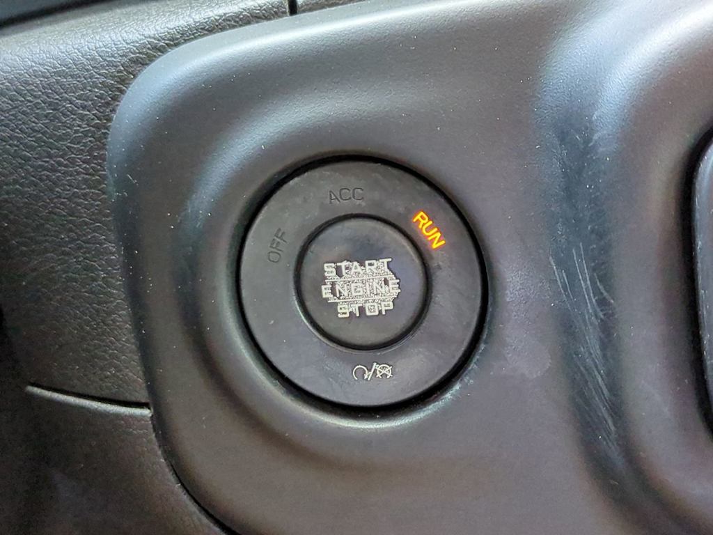 Thumbnail: 2019 Jeep Wrangler - 27
