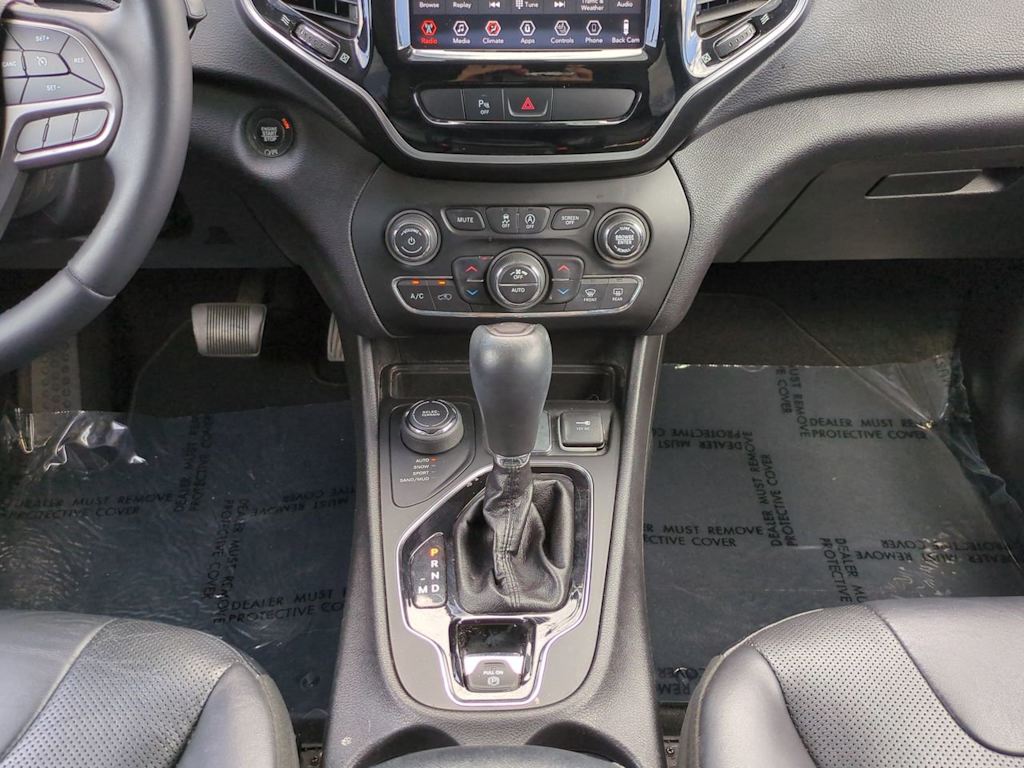 Thumbnail: 2019 Jeep Cherokee - 13