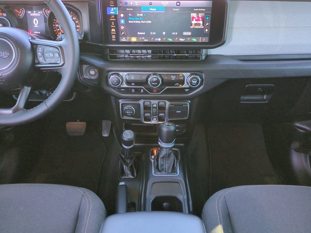 Thumbnail: 2025 Jeep Wrangler - 12