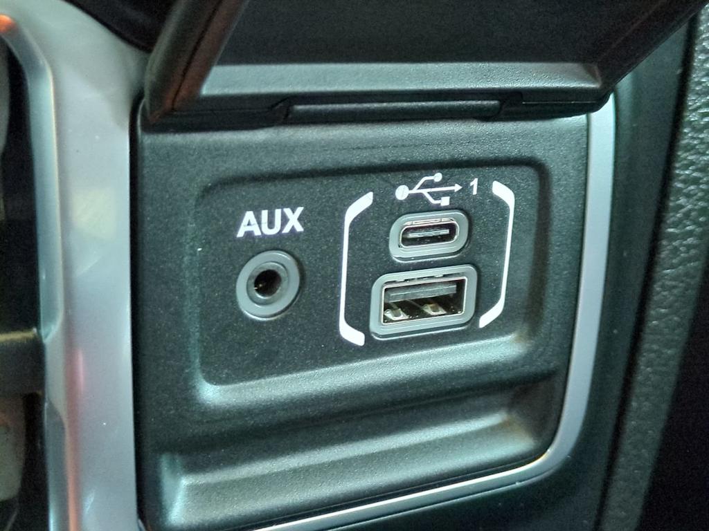 Thumbnail: 2025 Jeep Wrangler - 23