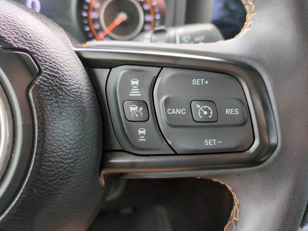 Thumbnail: 2024 Jeep Wrangler - 25