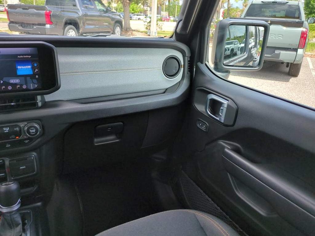 Thumbnail: 2024 Jeep Wrangler - 20