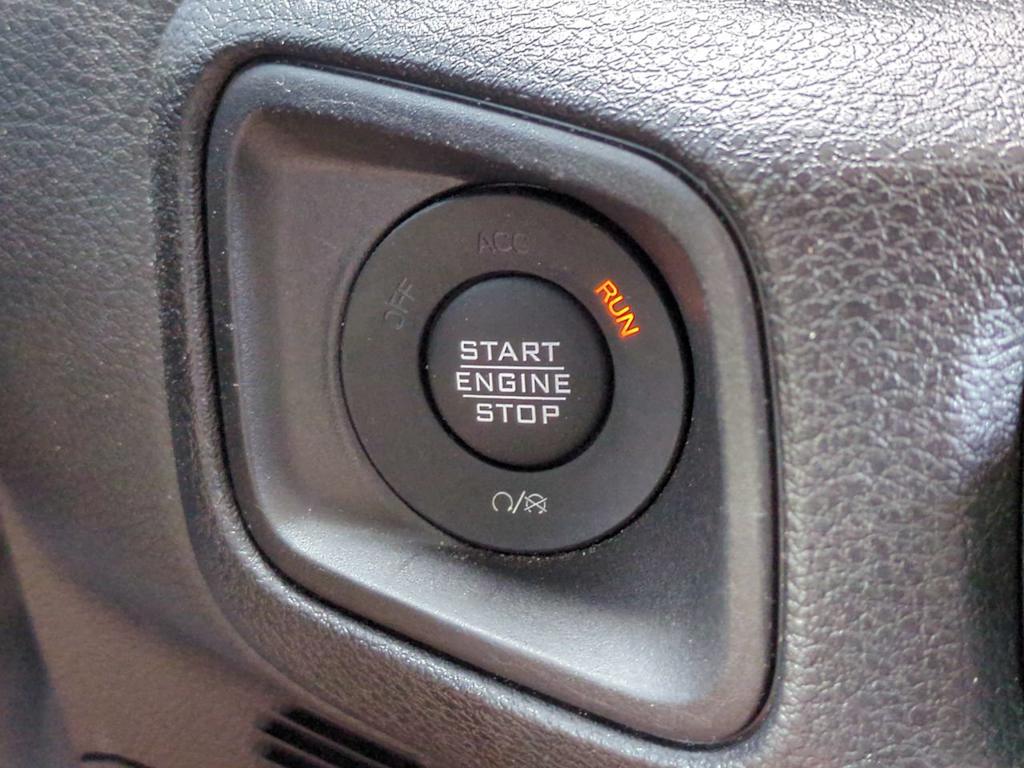 Thumbnail: 2024 Jeep Wrangler - 27