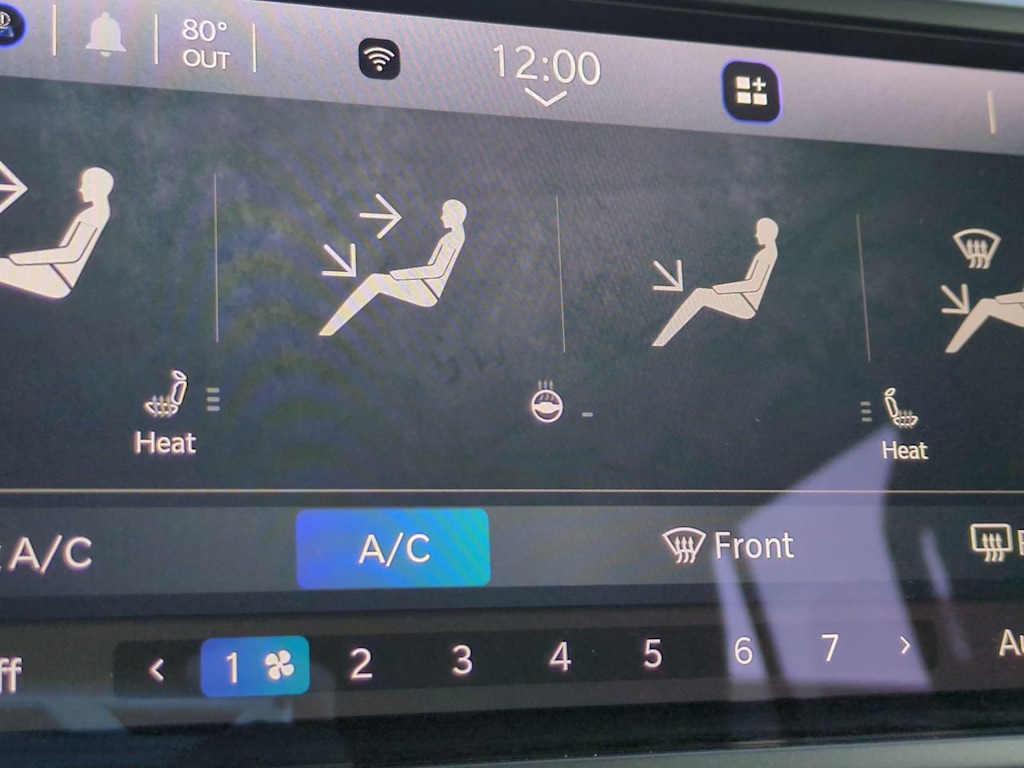 Thumbnail: 2025 Jeep Wrangler - 24