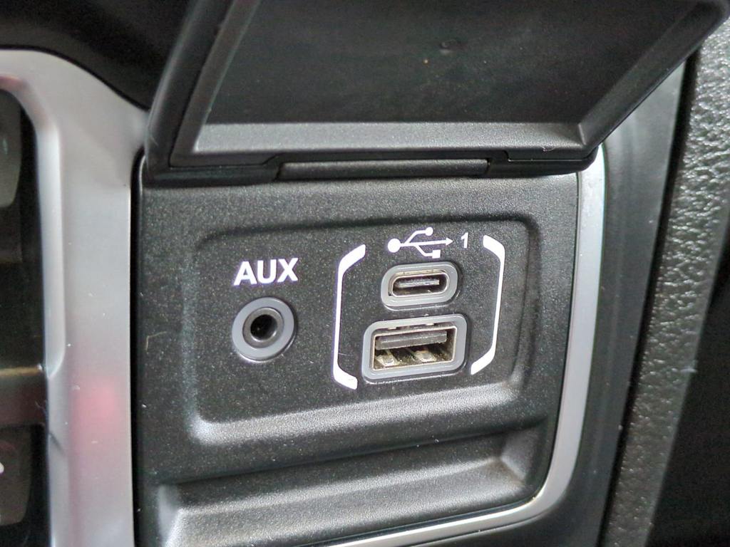 Thumbnail: 2025 Jeep Wrangler - 23