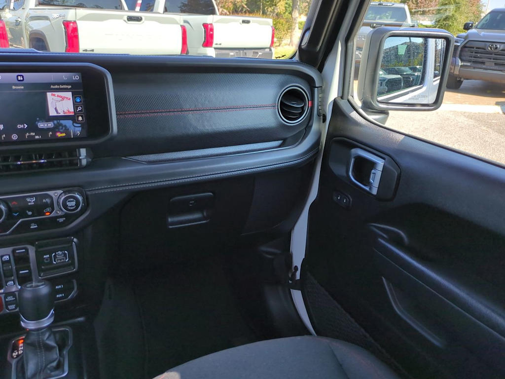 Thumbnail: 2025 Jeep Wrangler - 12