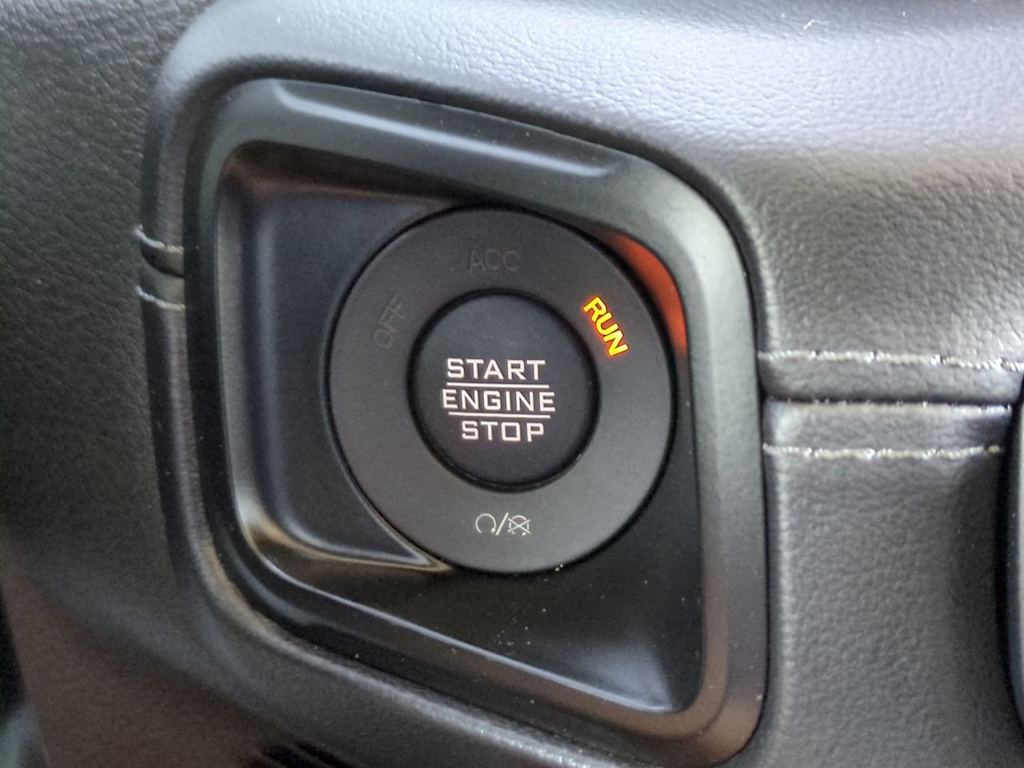 Thumbnail: 2025 Jeep Wrangler - 27