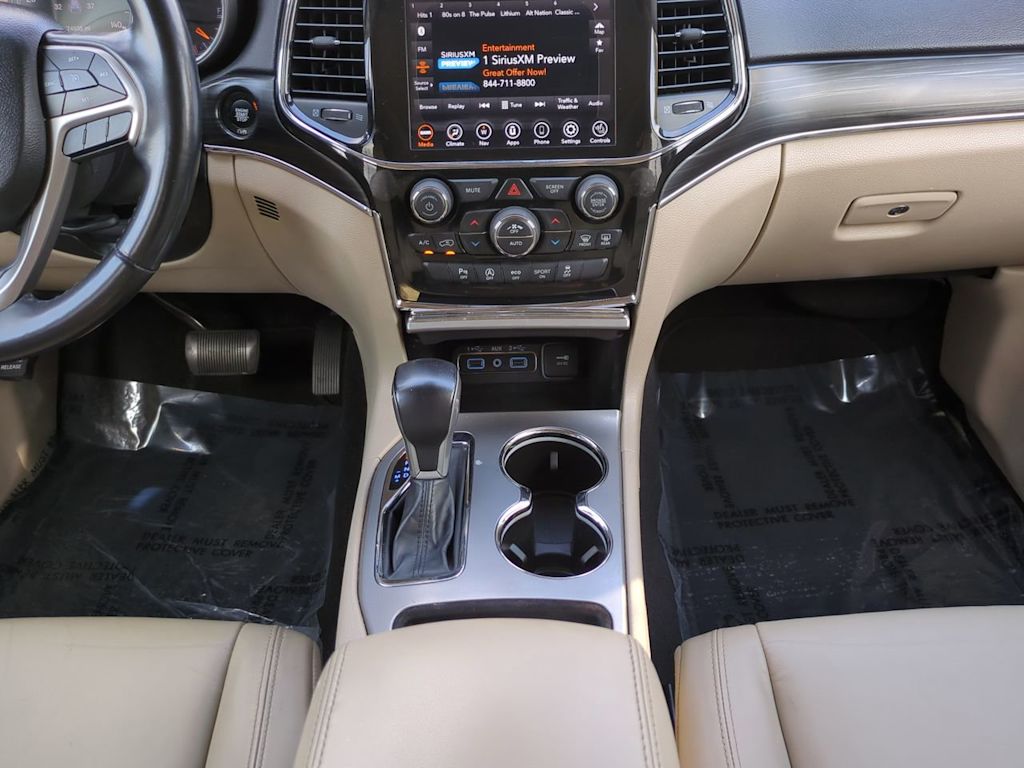 Thumbnail: 2022 Jeep Grand Cherokee - 12