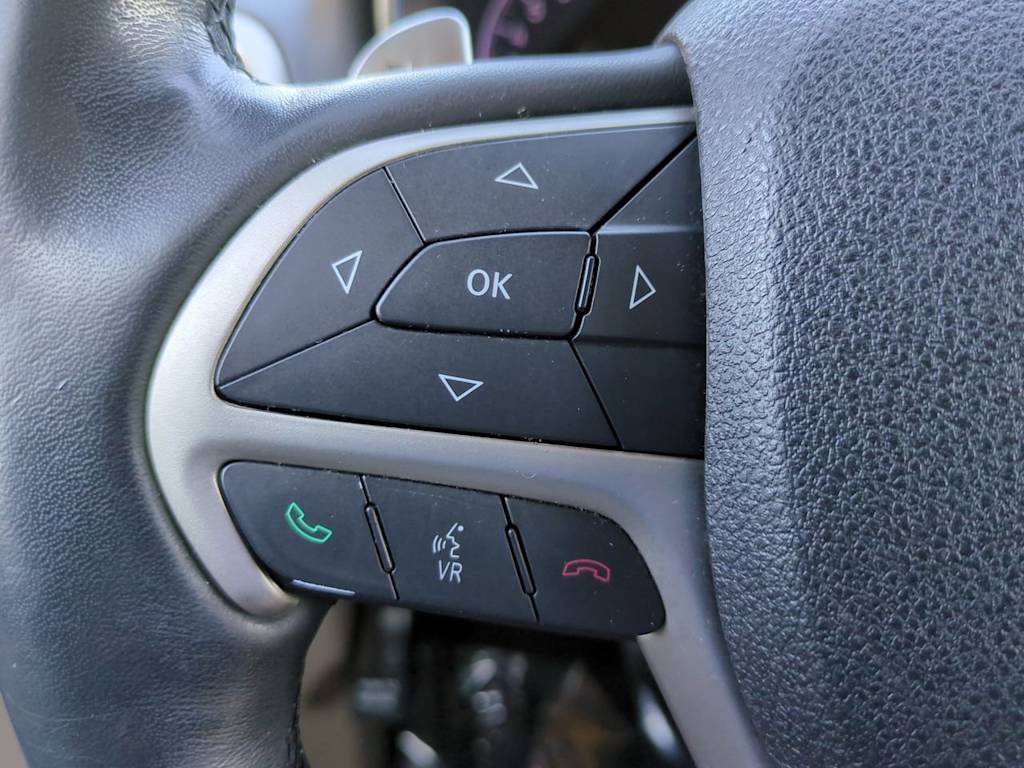 Thumbnail: 2015 Jeep Grand Cherokee - 26