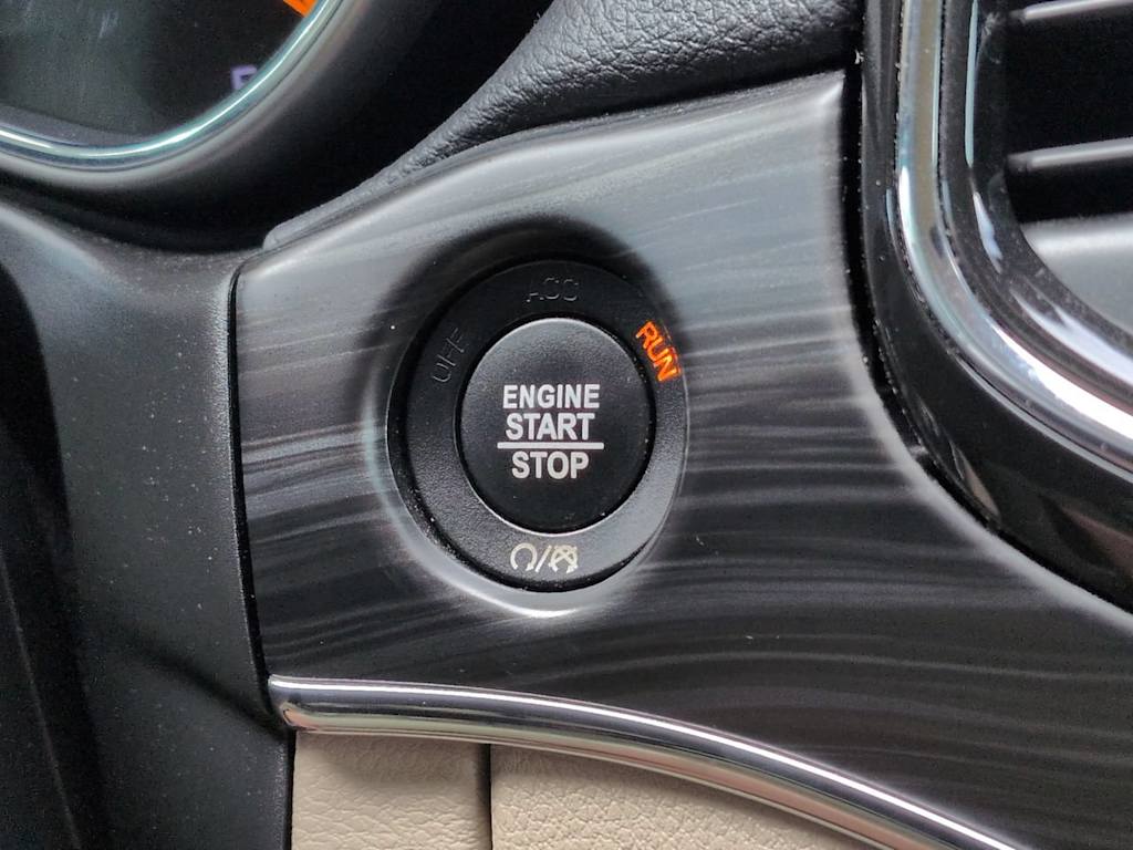 Thumbnail: 2021 Jeep Grand Cherokee - 29