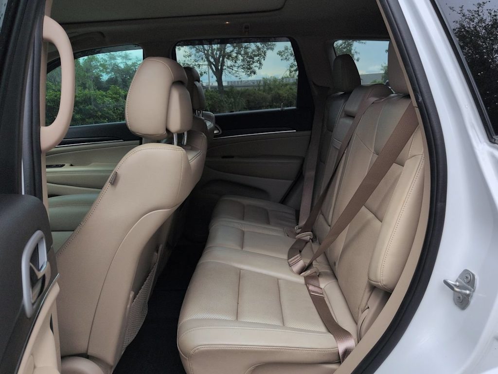 Thumbnail: 2021 Jeep Grand Cherokee - 11