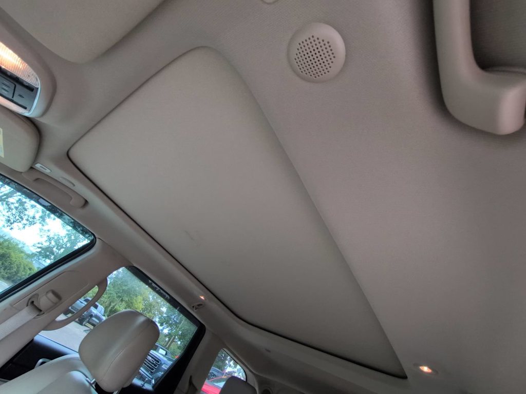 Thumbnail: 2021 Jeep Grand Cherokee - 21