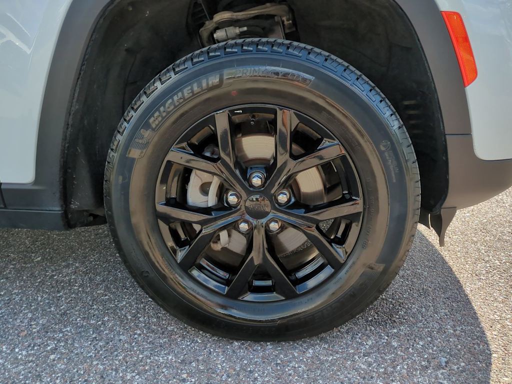 Thumbnail: 2025 Jeep Grand Cherokee - 7