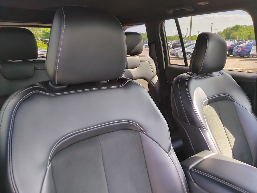 Thumbnail: 2025 Jeep Grand Cherokee - 9