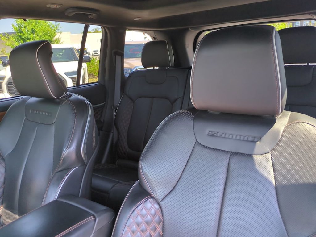 Thumbnail: 2022 Jeep Grand Cherokee - 10