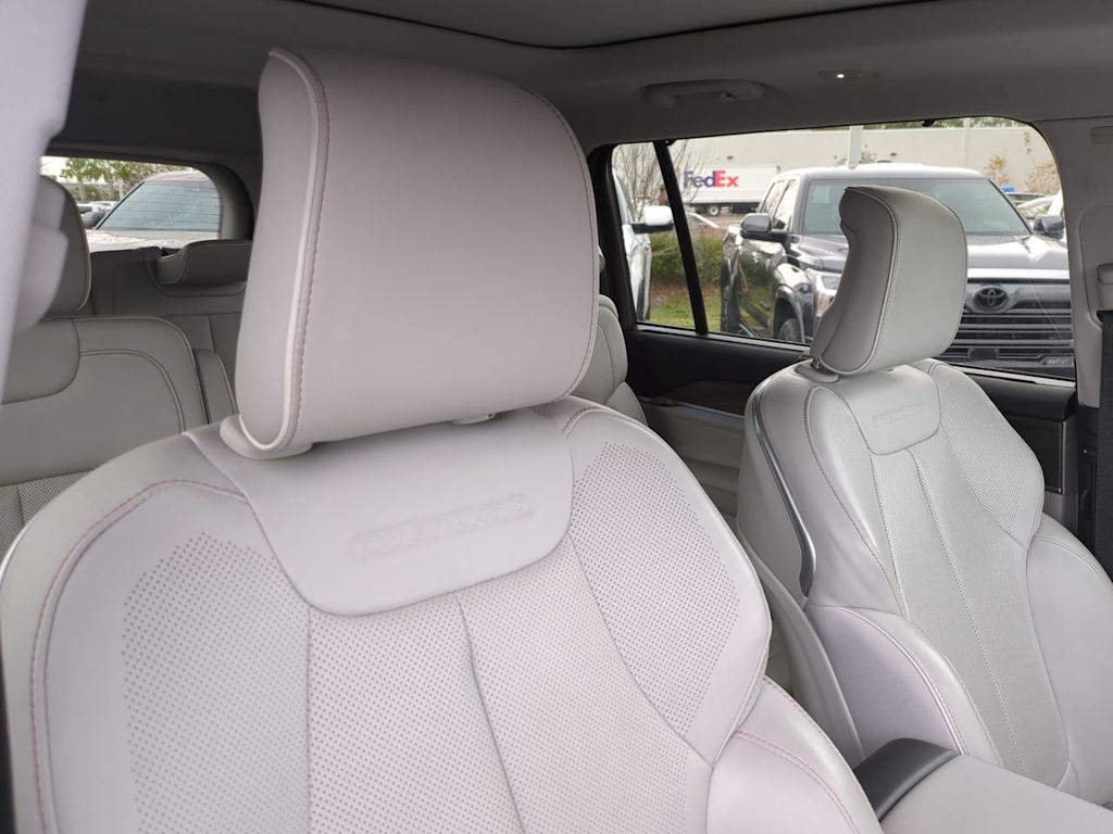 Thumbnail: 2021 Jeep Grand Cherokee L - 9