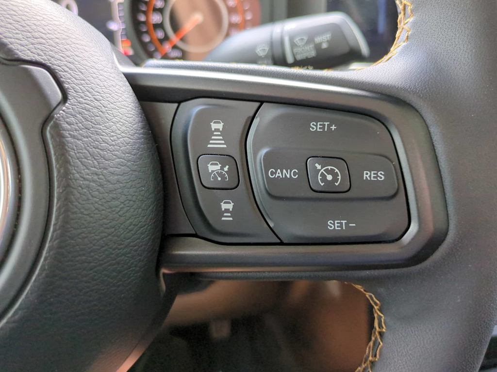 Thumbnail: 2024 Jeep Gladiator - 26