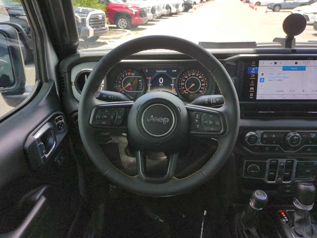 Thumbnail: 2024 Jeep Gladiator - 8