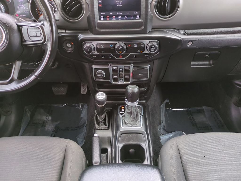 Thumbnail: 2022 Jeep Gladiator - 13