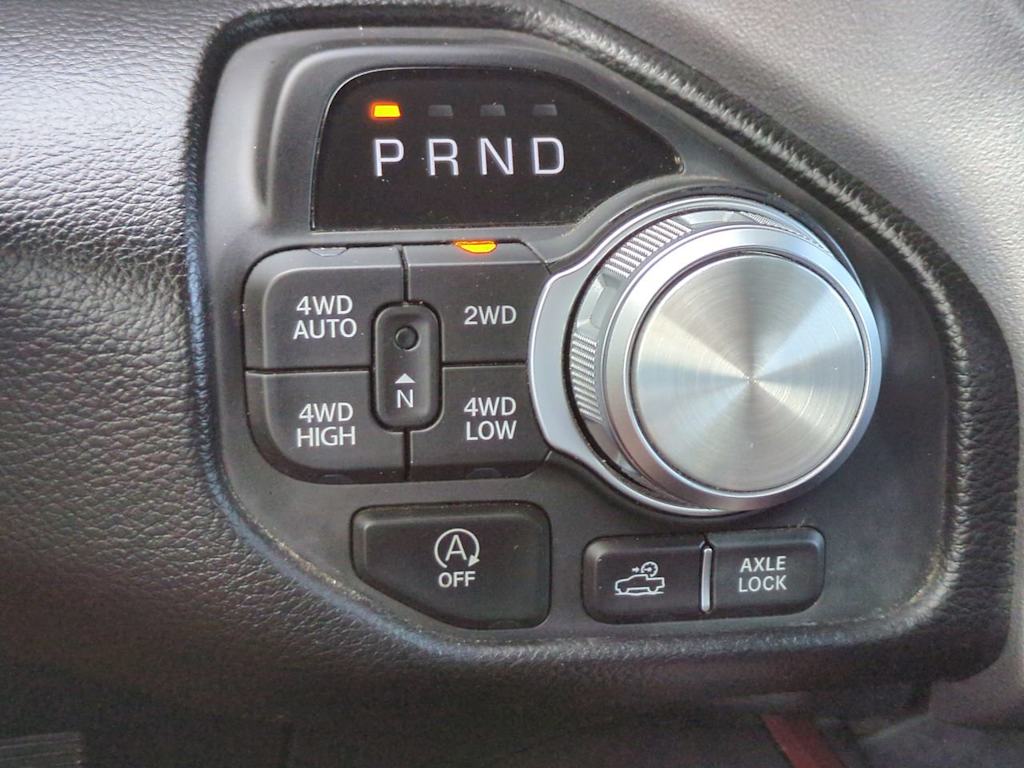 Thumbnail: 2025 RAM 1500 - 29