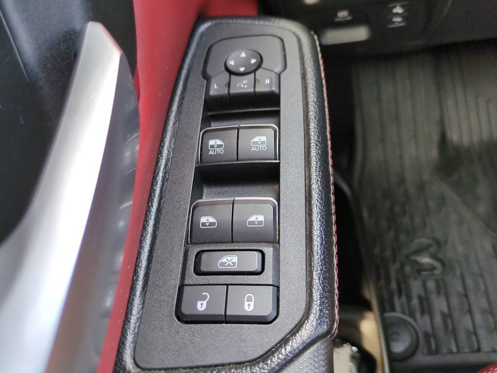 Thumbnail: 2025 RAM 1500 - 24