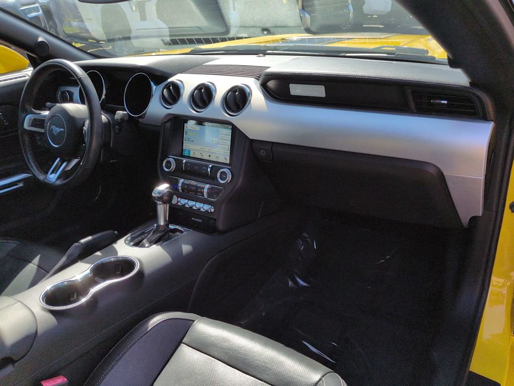 Thumbnail: 2017 Ford Mustang - 8
