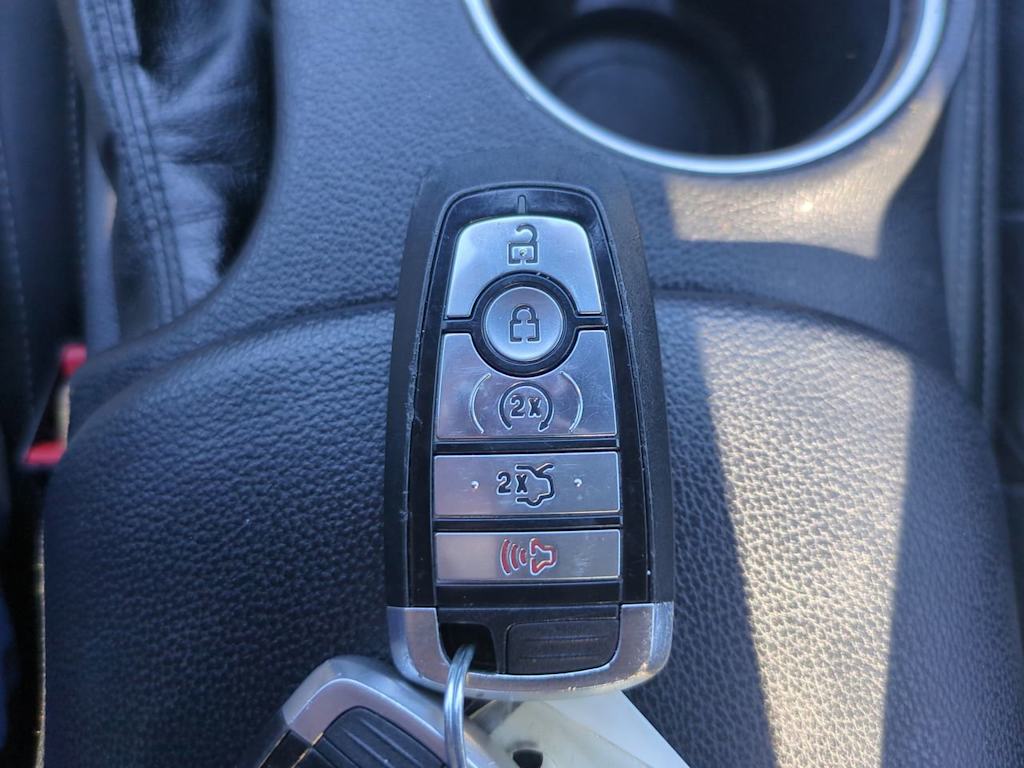 Thumbnail: 2018 Ford Mustang - 16