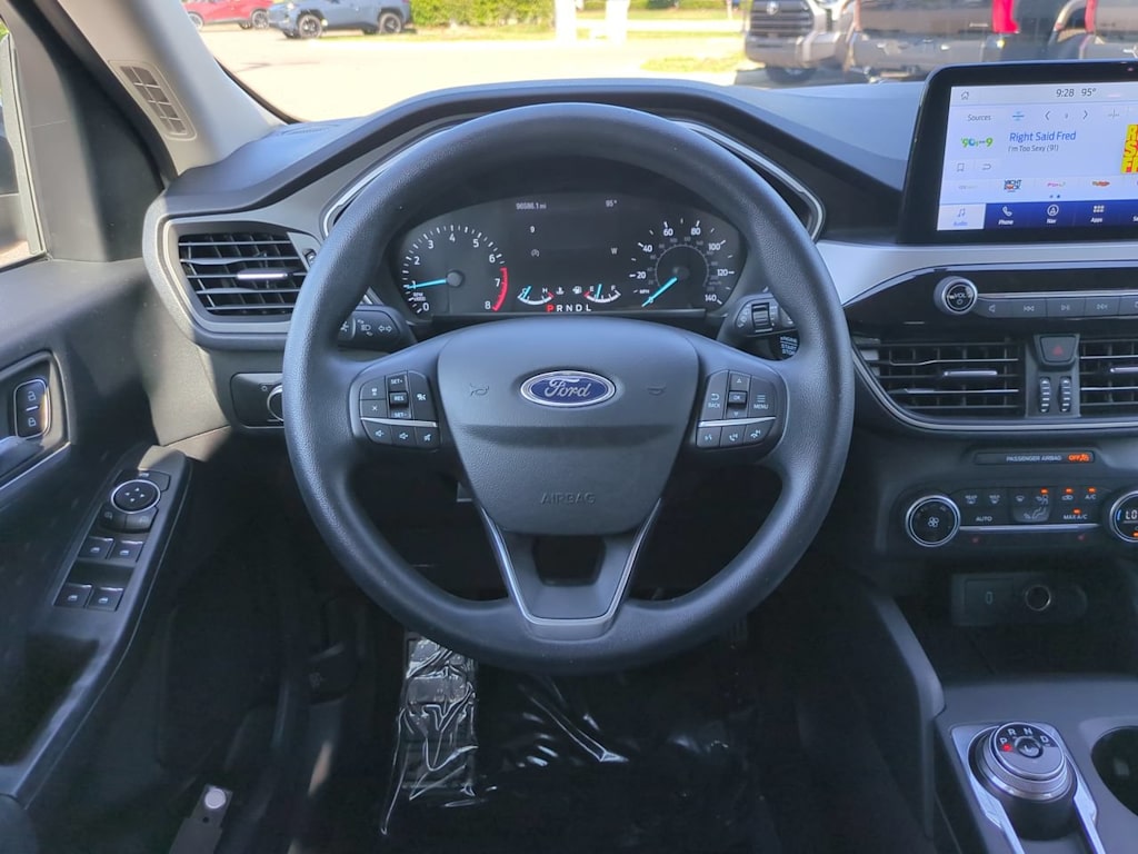 Thumbnail: 2020 Ford Escape - 8