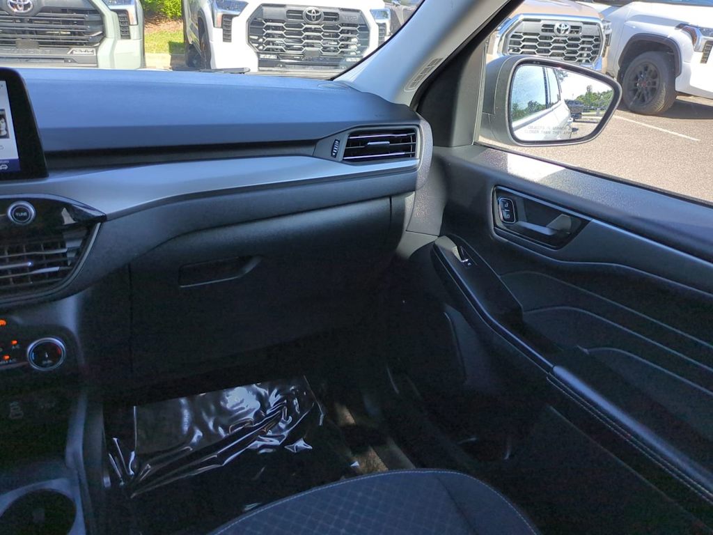Thumbnail: 2025 Ford Escape - 20
