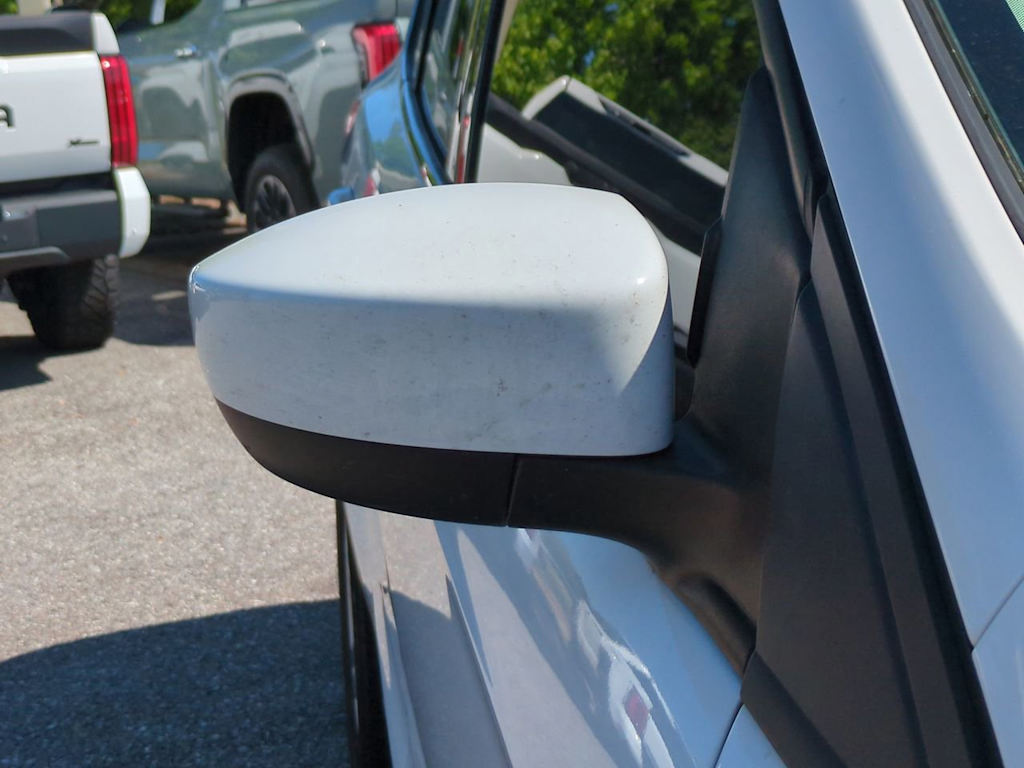 Thumbnail: 2016 Ford Escape - 19