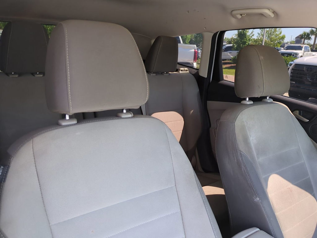 Thumbnail: 2016 Ford Escape - 9